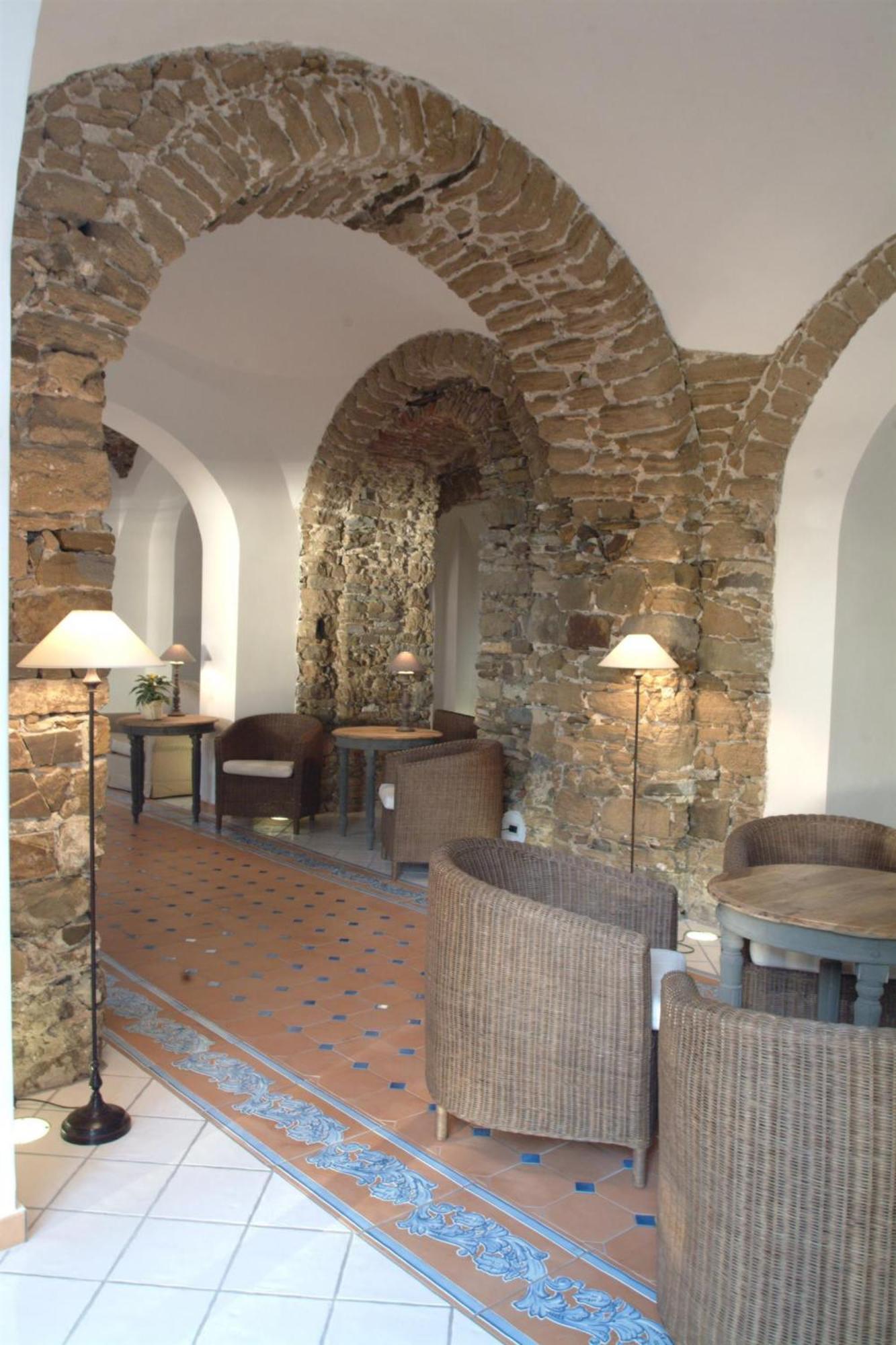 Hotel Garden Riviera Санта-Мария-ди-Кастеллабате Экстерьер фото