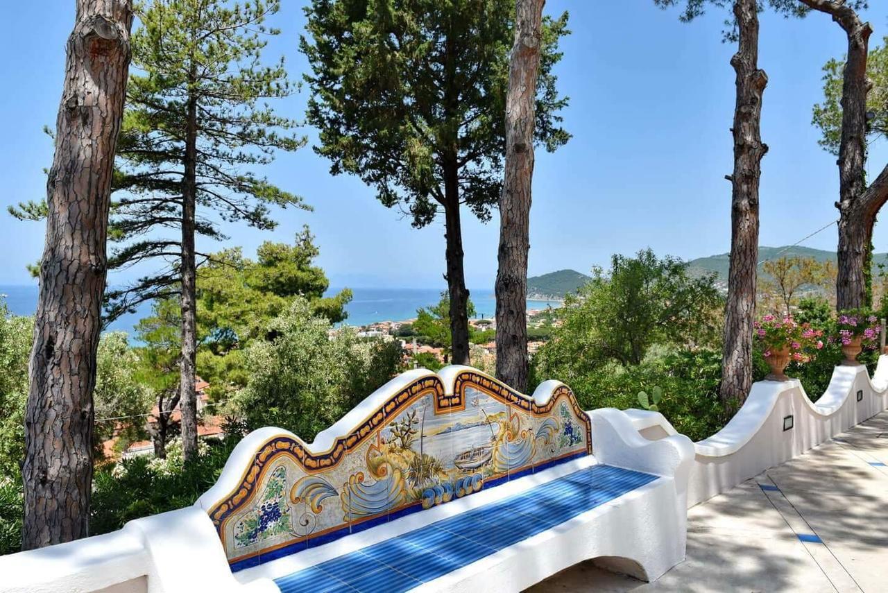 Hotel Garden Riviera Санта-Мария-ди-Кастеллабате Экстерьер фото